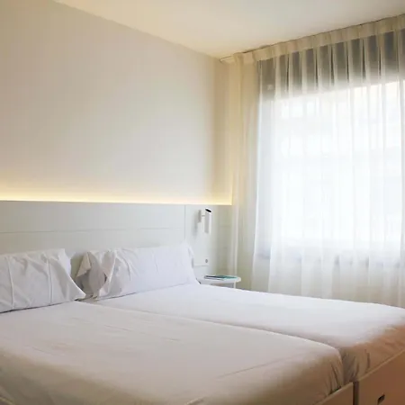 Pol & Grace Hotel Barcellona Esterno foto